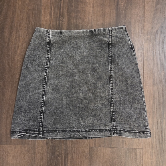 Savanna Jane Charcoal Pencil Skirt - Picture 1 of 4
